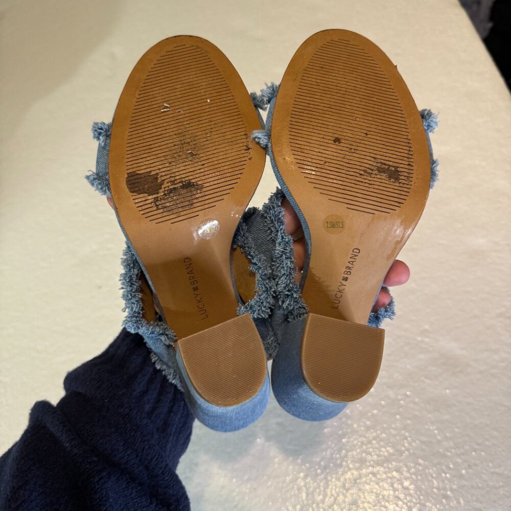 Lucky Brand Mkennah Denim Heel 7.5 Blue Block Heel - Picture 8 of 8